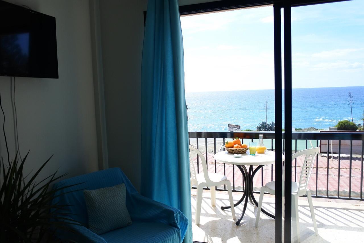 Kissonerga Beach Apartment Paphos Buitenkant foto