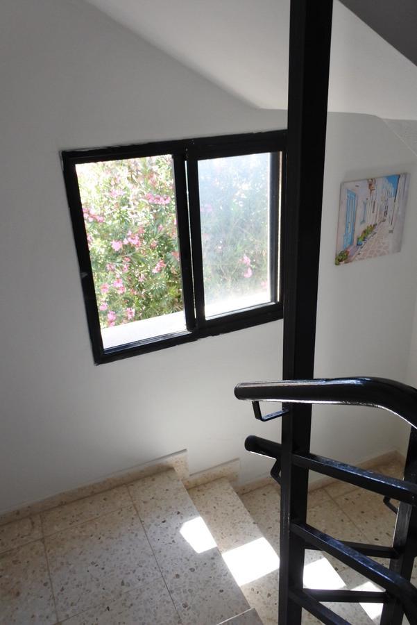 Kissonerga Beach Apartment Paphos Buitenkant foto